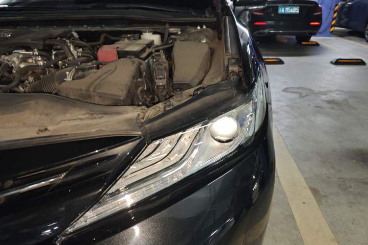 Used Toyota Camry 2018 2.5G Luxury Edition Engine Bay Left