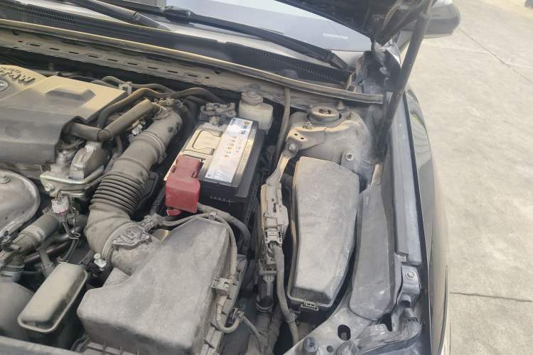 Used Toyota Camry 2018 2.0G Luxury Edition Engine Bay Left