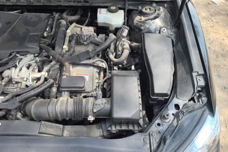 Used Toyota Camry 2018 Dual-Engine 2.5 HG Luxury Edition Engine Bay Left