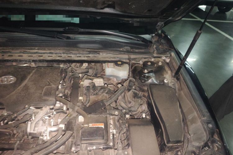 Used Toyota Camry 2018 Dual-Engine 2.5 HG Luxury Edition Engine Bay Left
