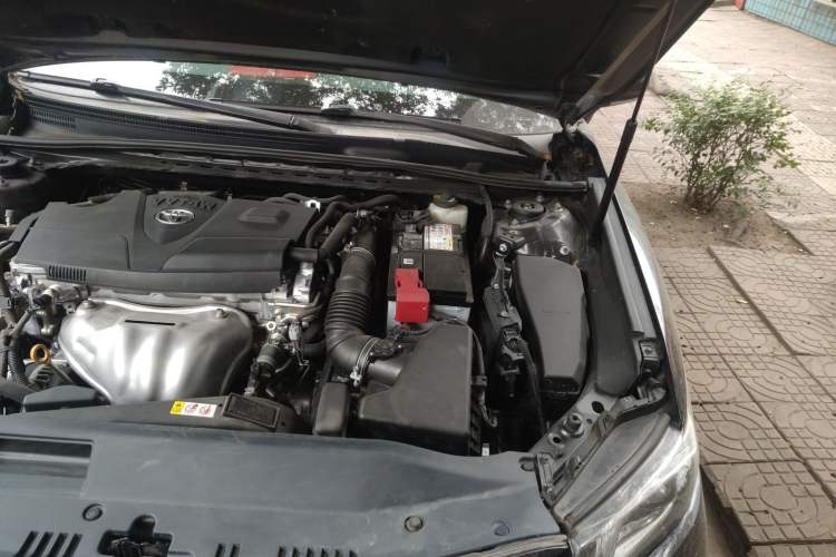 Used Toyota Camry 2018 2.0E Elite Edition Engine Bay Left