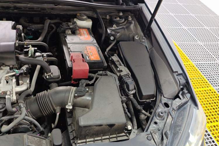 Used Toyota Camry 2018 2.5G Luxury Edition Engine Bay Left