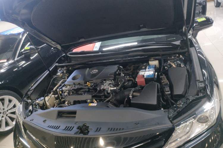 Used Toyota Camry 2018 2.5G Luxury Edition Engine Bay