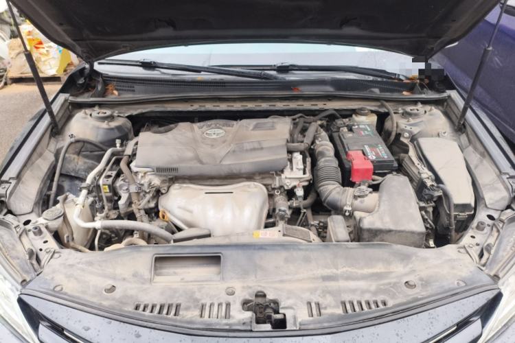 Used Toyota Camry 2018 2.0G Luxury Edition Engine Bay