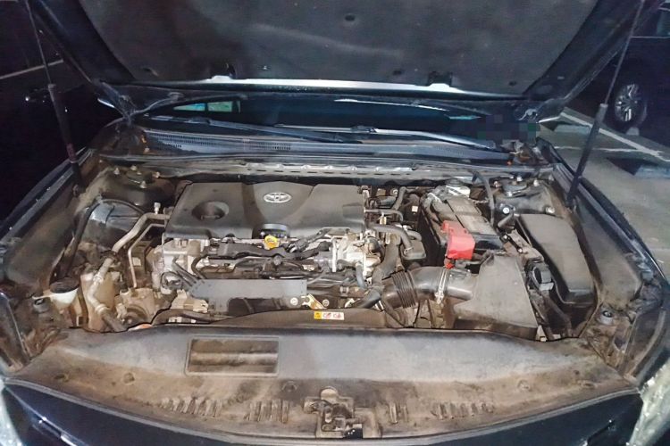 Used Toyota Camry 2018 2.5G Luxury Edition Engine Bay