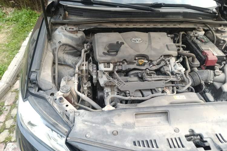 Used Toyota Camry 2018 2.5G Luxury Edition Engine Bay Right