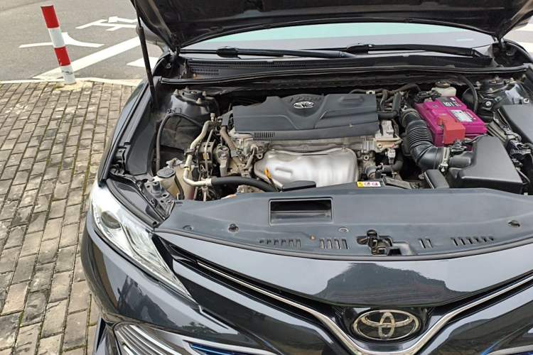 Used Toyota Camry 2018 2.0G Luxury Edition Engine Bay Right