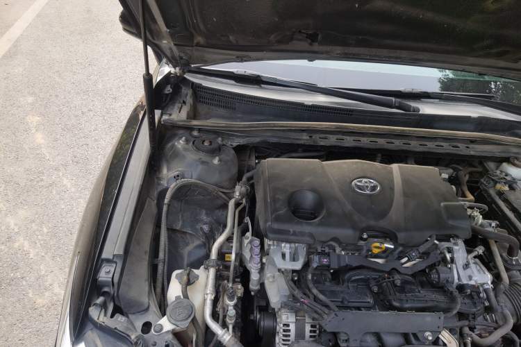 Used Toyota Camry 2018 2.5G Luxury Edition Engine Bay Right