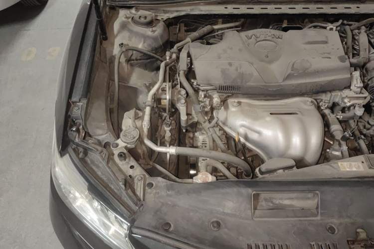 Used Toyota Camry 2018 2.0G Luxury Edition Engine Bay Right