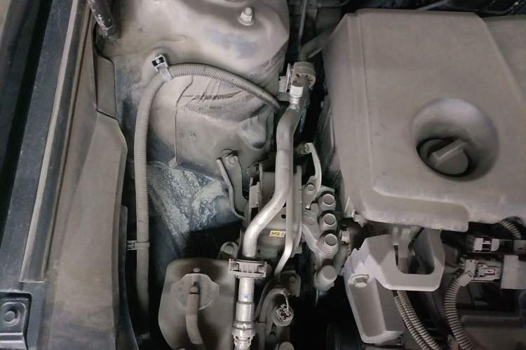 Used Toyota Camry 2018 2.5G Luxury Edition Engine Bay Right