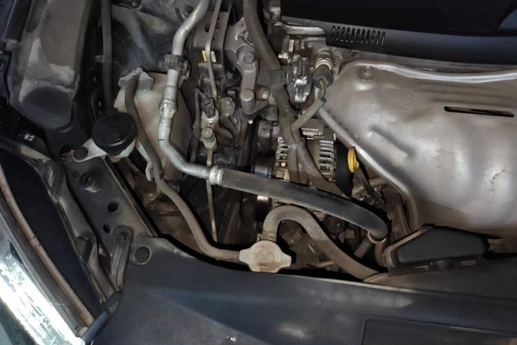 Used Toyota Camry 2018 2.0G Luxury Edition Engine Bay Right