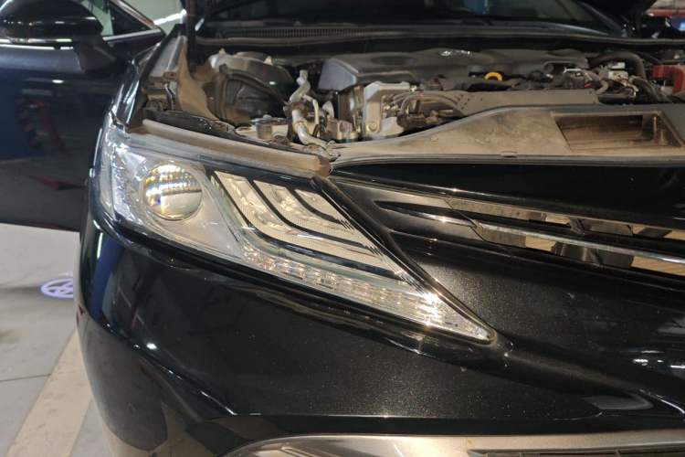 Used Toyota Camry 2018 2.5G Luxury Edition Engine Bay Right