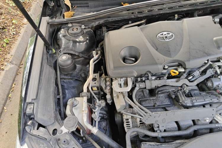 Used Toyota Camry 2018 2.5G Luxury Edition Engine Bay Right