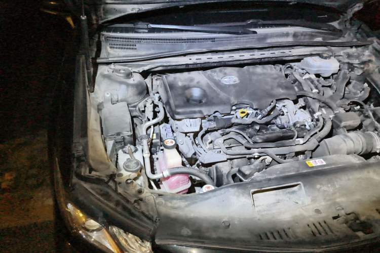 Used Toyota Camry 2018 Dual-Engine 2.5 HG Luxury Edition Engine Bay Right