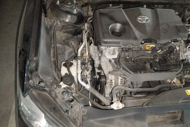 Used Toyota Camry 2018 2.5G Luxury Edition Engine Bay Right