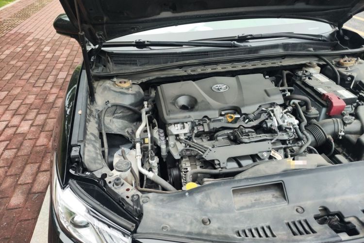 Used Toyota Camry 2018 2.5G Luxury Edition Engine Bay Right