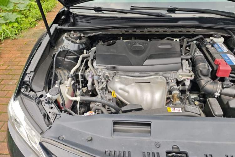 Used Toyota Camry 2018 2.0G Luxury Edition Engine Bay Right