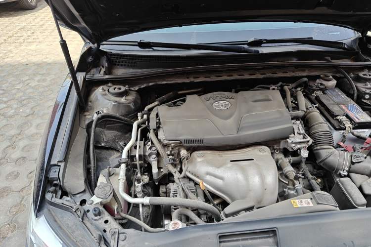 Used Toyota Camry 2018 2.0G Luxury Edition Engine Bay Right