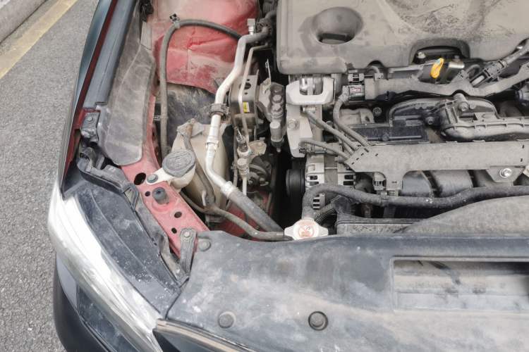 Used Toyota Camry 2018 2.5S Fēngshàng Edition Engine Bay Right