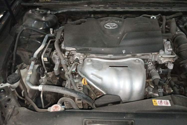 Used Toyota Camry 2018 2.0G Luxury Edition Engine Bay Right
