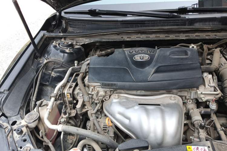 Used Toyota Camry 2018 2.0G Luxury Edition Engine Bay Right