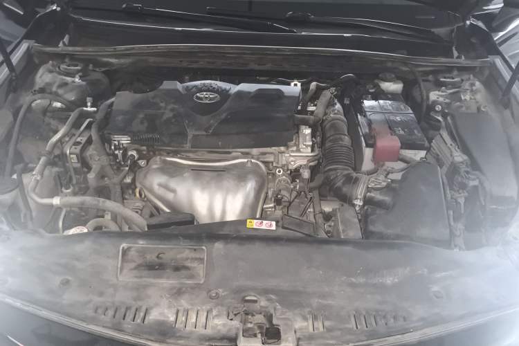 Used Toyota Camry 2018 2.0G Luxury Edition Engine Bay