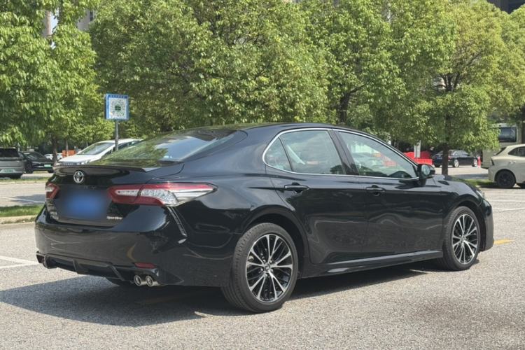 Used Toyota Camry 2018 2.0S FENGSHANG Edition Exterior 1