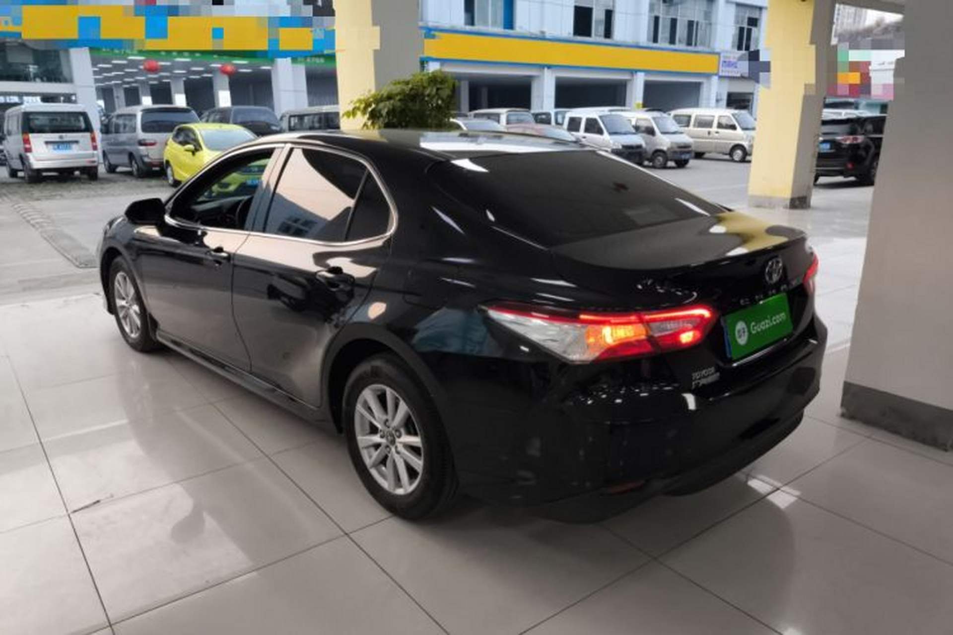 Used Toyota Camry 2018 2.0E Elite Edition Exterior 2