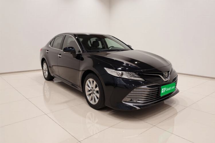 Used Toyota Camry 2018 2.0G Luxury Edition Exterior 2