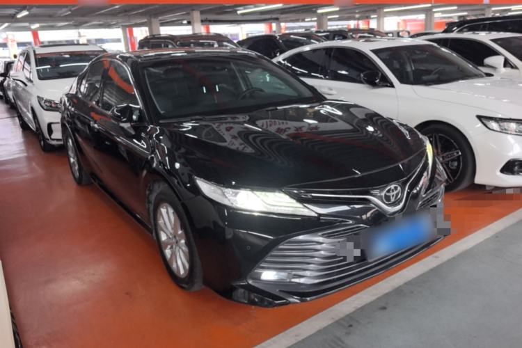Used Toyota Camry 2018 2.0G Luxury Edition Exterior 2