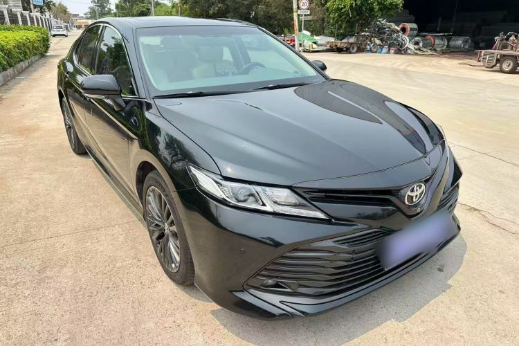 Used Toyota Camry 2018 2.0E Elite Edition Exterior 2
