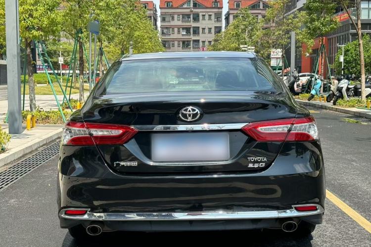 Used Toyota Camry 2018 Dual-Engine 2.5 HG Luxury Edition Exterior 2