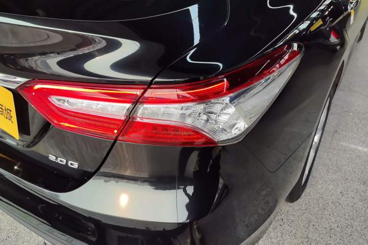 Used Toyota Camry 2018 2.0G Luxury Edition Exterior 3
