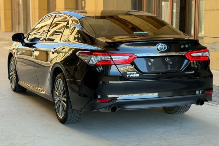 Used Toyota Camry 2018 Dual-Engine 2.5 HG Luxury Edition Exterior 3