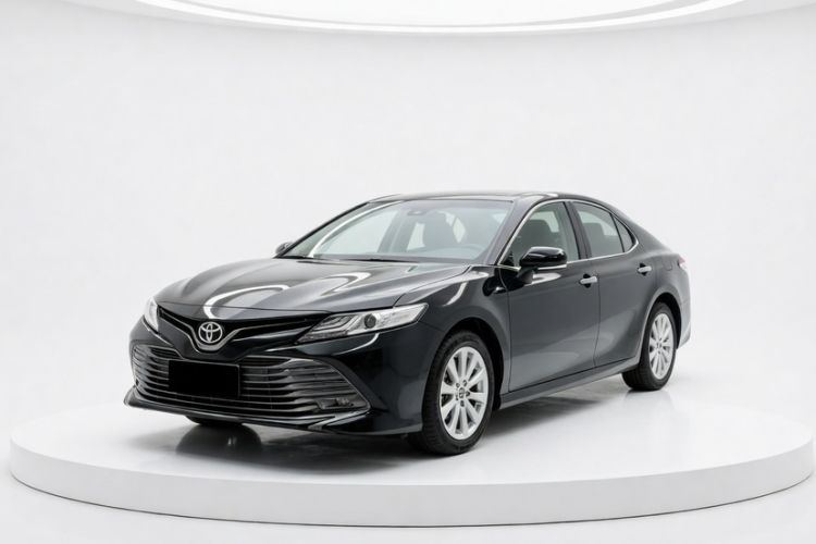 Used Toyota Camry 2018 2.0G Luxury Edition Exterior 4