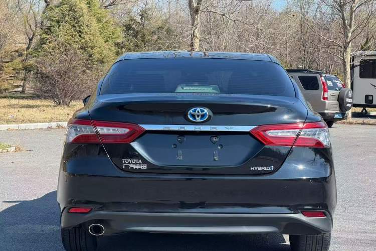 Used Toyota Camry 2018 Dual-Engine 2.5 HG Luxury Edition Exterior 4