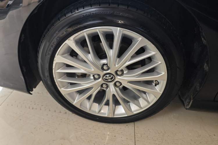 Used Toyota Camry 2018 2.5G Luxury Edition Exterior 4