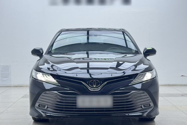 Used Toyota Camry 2018 2.5G Luxury Edition Exterior 4