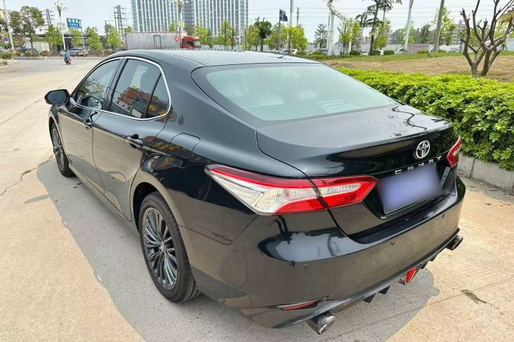 Used Toyota Camry 2018 2.0E Elite Edition Exterior 4