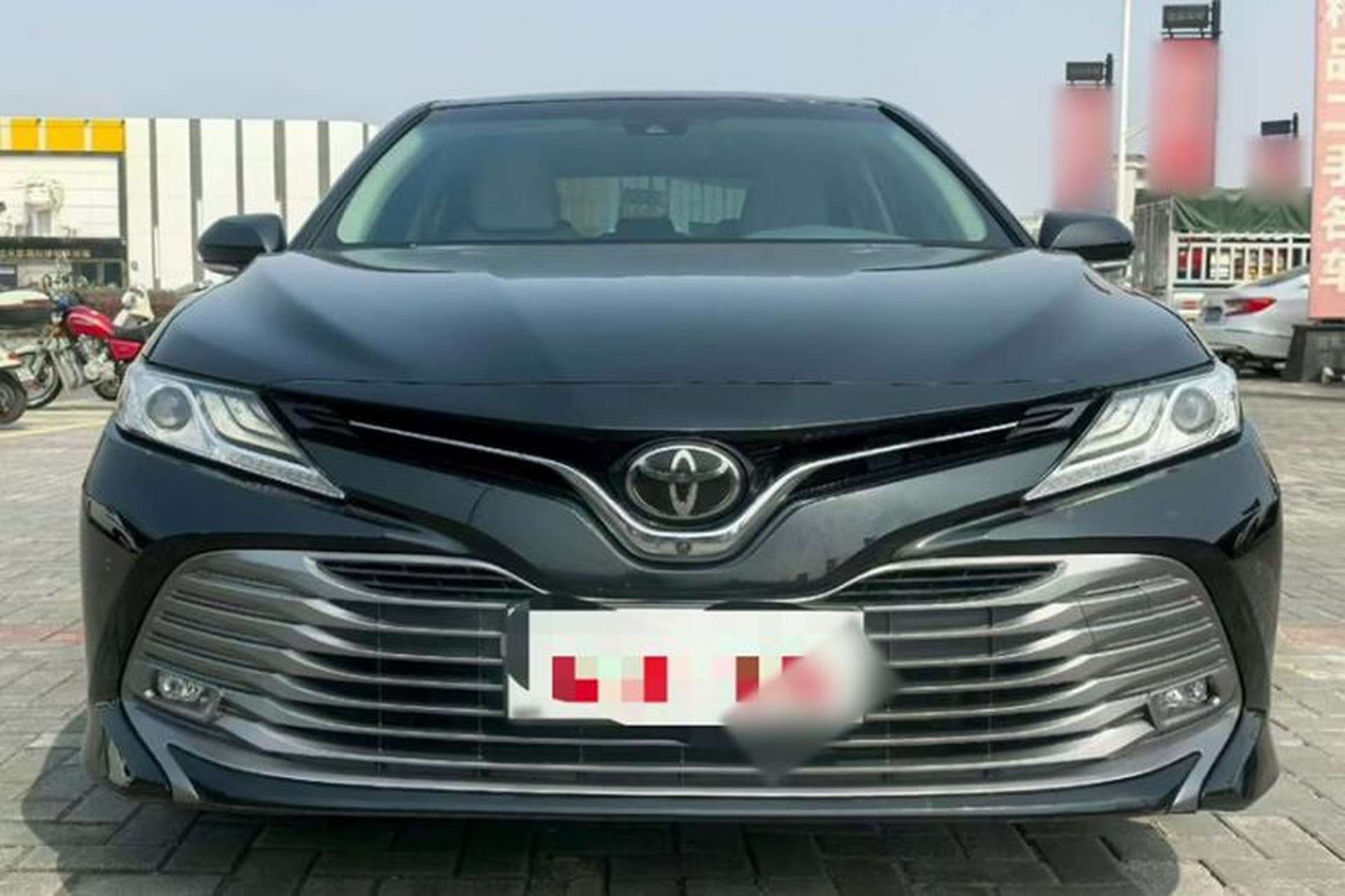 Used Toyota Camry 2018 2.5G Luxury Edition Exterior 4