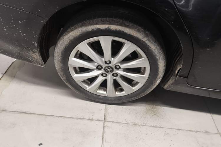 Used Toyota Camry 2018 2.0G Luxury Edition Exterior 5