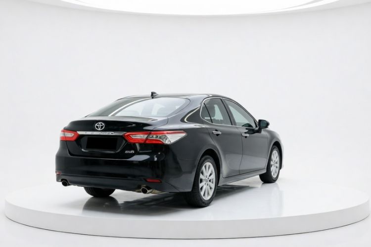 Used Toyota Camry 2018 2.0G Luxury Edition Exterior 6