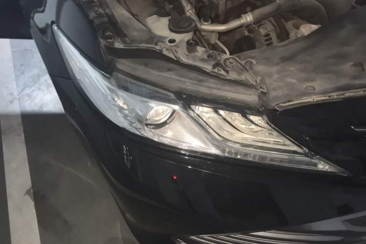 Used Toyota Camry 2018 2.0G Luxury Edition Exterior 6
