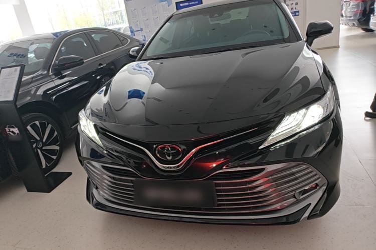 Used Toyota Camry 2018 2.5G Luxury Edition Front
