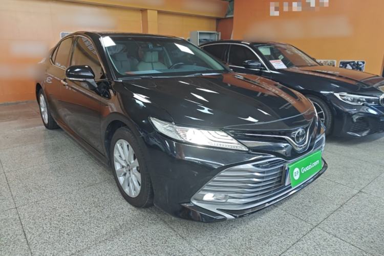 Used Toyota Camry 2018 2.0G Luxury Edition Front Right 45 Deg