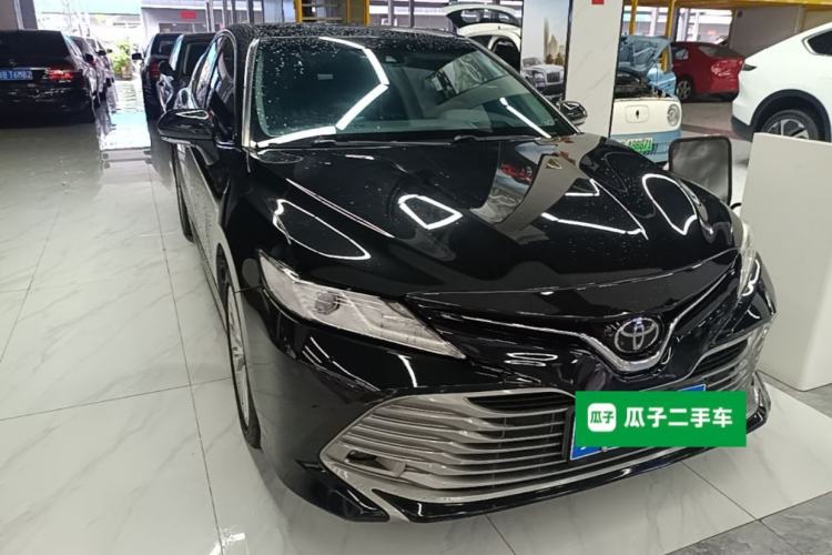 Used Toyota Camry 2018 2.5G Luxury Edition Front Right 45 Deg