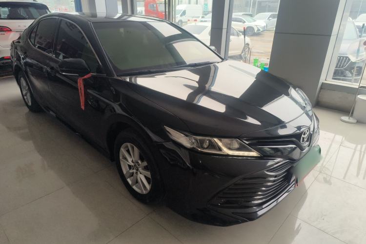 Used Toyota Camry 2018 2.0E Elite Edition Front Right 45 Deg