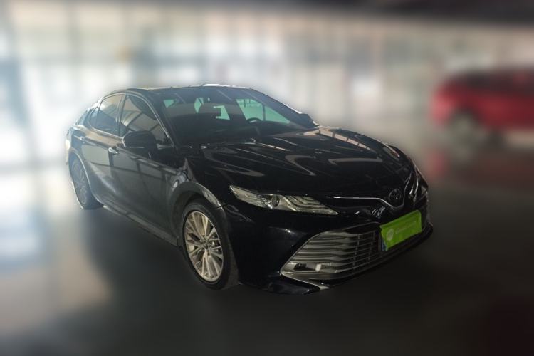 Used Toyota Camry 2018 2.5G Luxury Edition Front Right 45 Deg