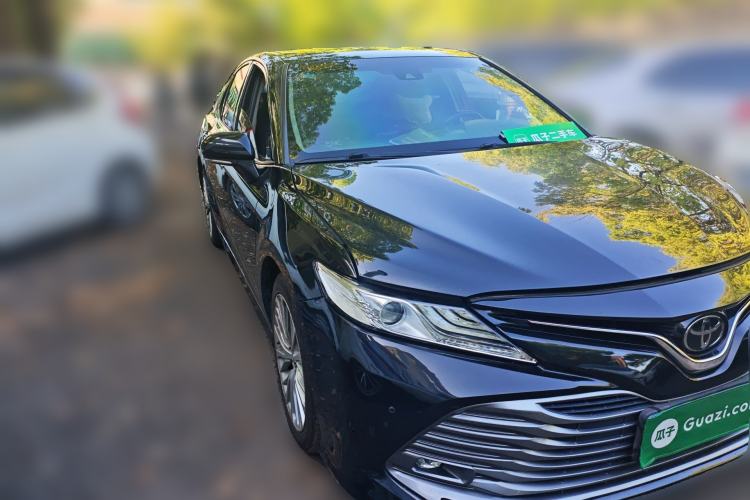 Used Toyota Camry 2018 2.5G Luxury Edition Front Right 45 Deg