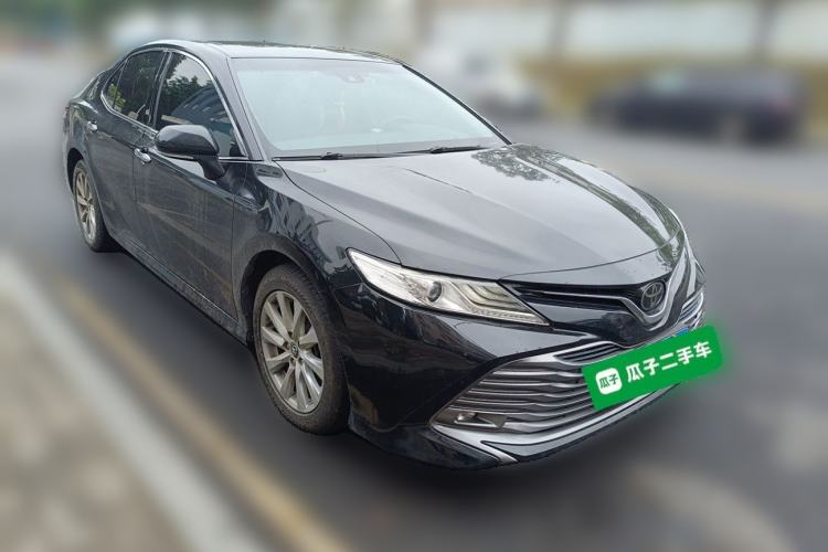 Used Toyota Camry 2018 2.0G Luxury Edition Front Right 45 Deg